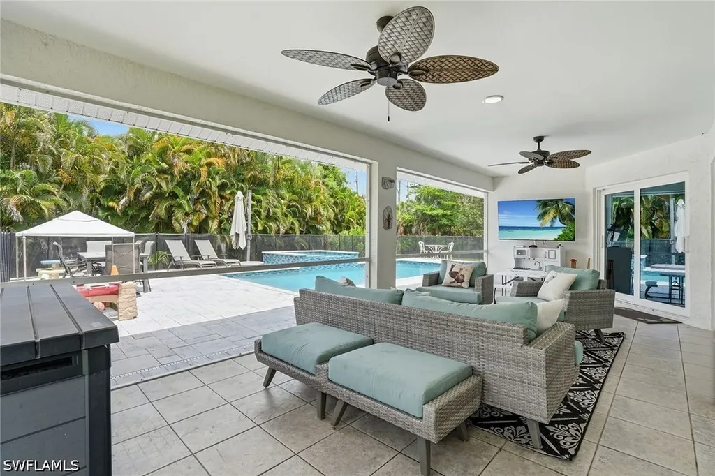 721 Logan Boulevard S Naples FL 34119