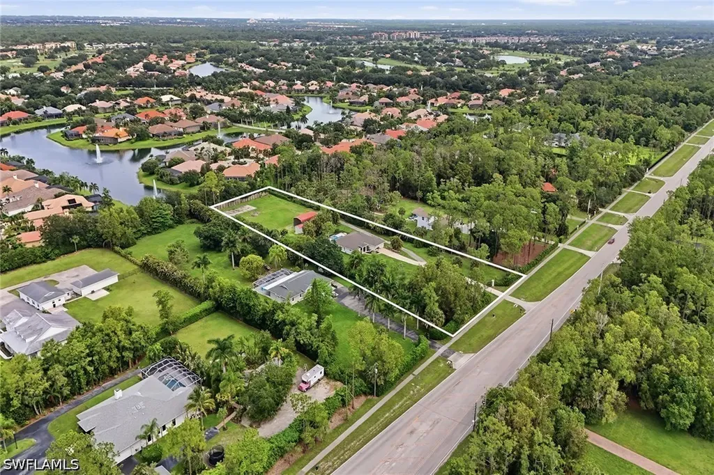 721 Logan Boulevard S Naples FL 34119