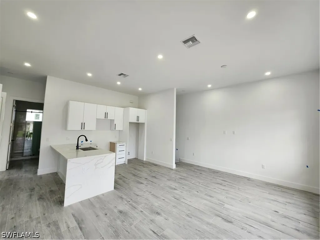10651 Hampton Street Bonita Springs FL 34135