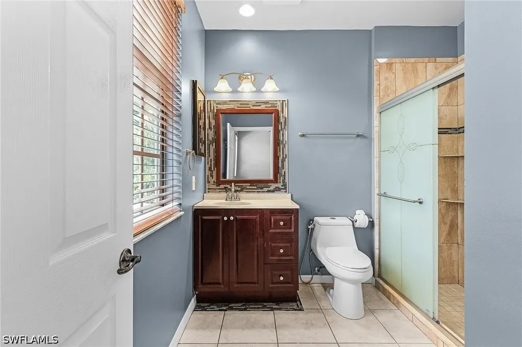 3258 Tamara Drive Naples FL 34109
