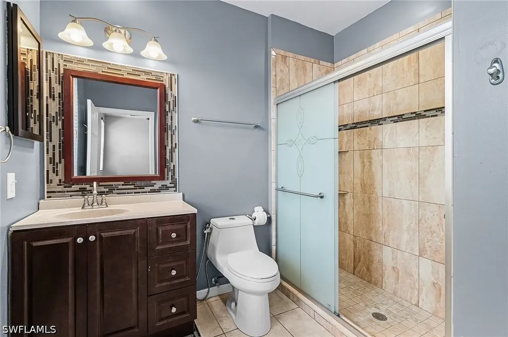 3258 Tamara Drive Naples FL 34109