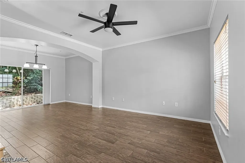 3258 Tamara Drive Naples FL 34109