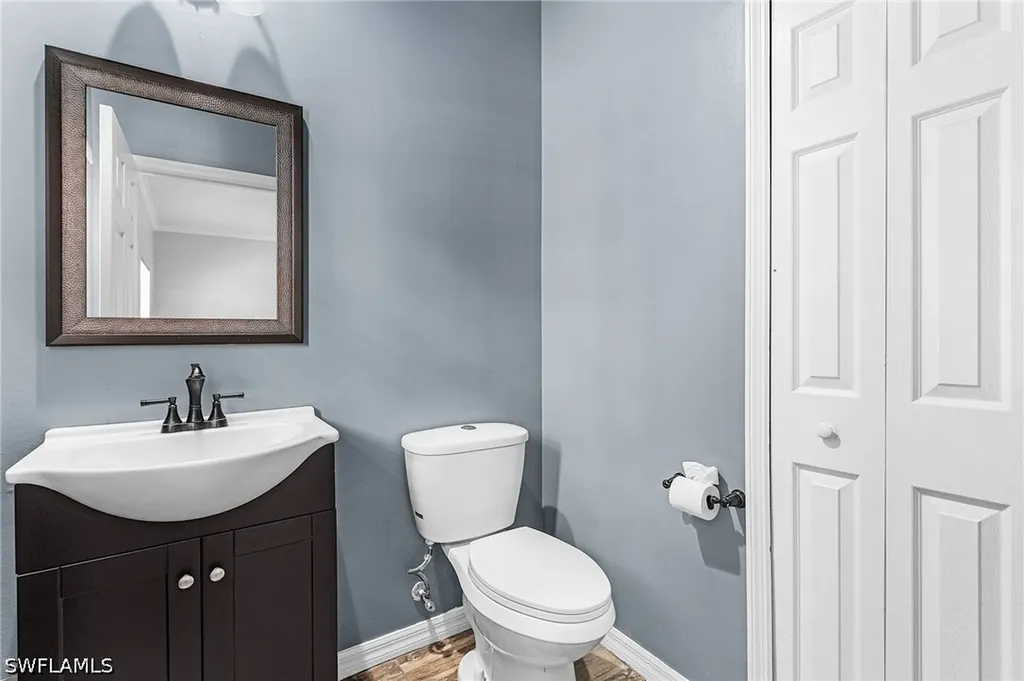 3258 Tamara Drive Naples FL 34109