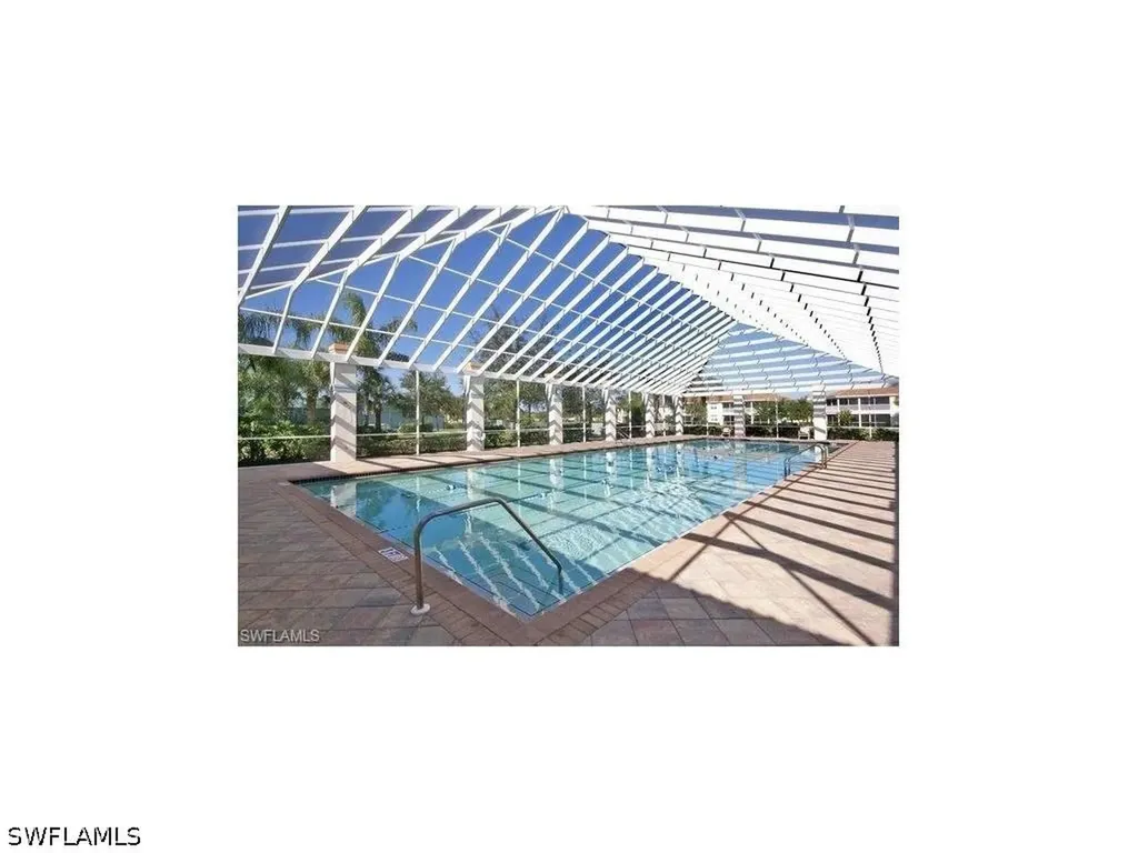 3025 Driftwood Way Naples FL 34109