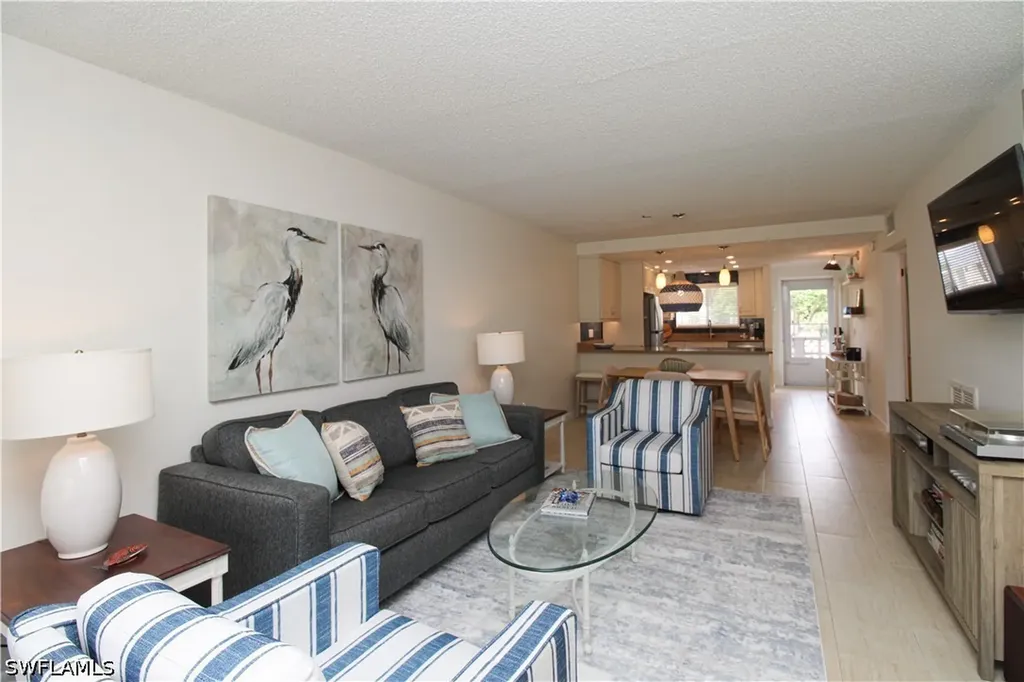 1686 Blue Point Avenue Naples FL 34102