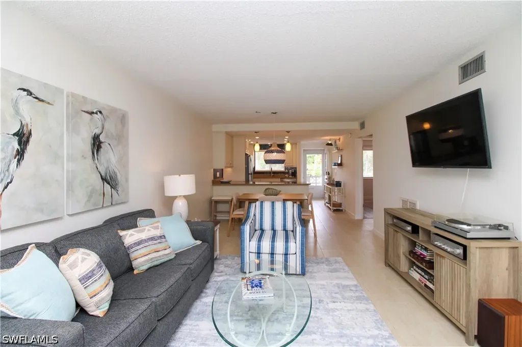 1686 Blue Point Avenue Naples FL 34102