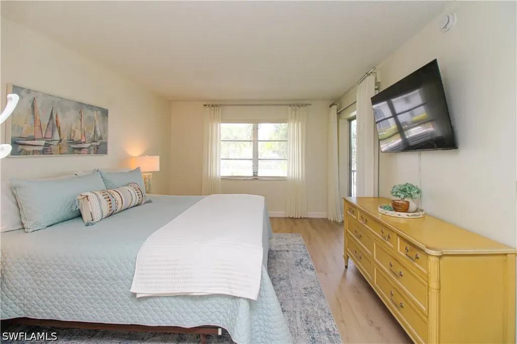 1686 Blue Point Avenue Naples FL 34102
