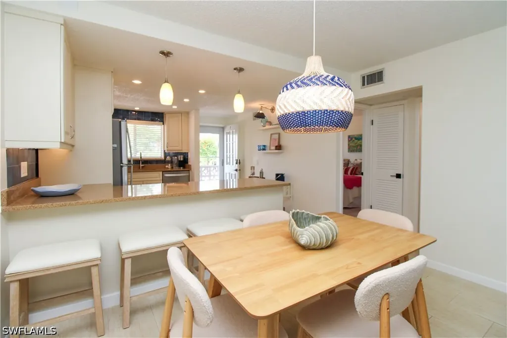 1686 Blue Point Avenue Naples FL 34102