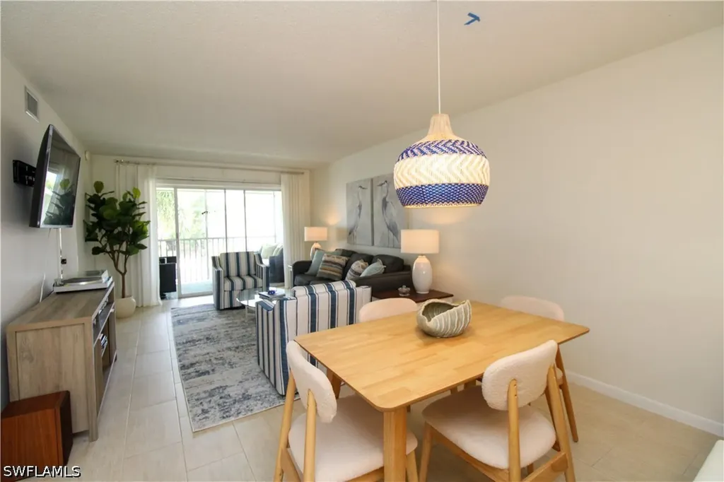 1686 Blue Point Avenue Naples FL 34102