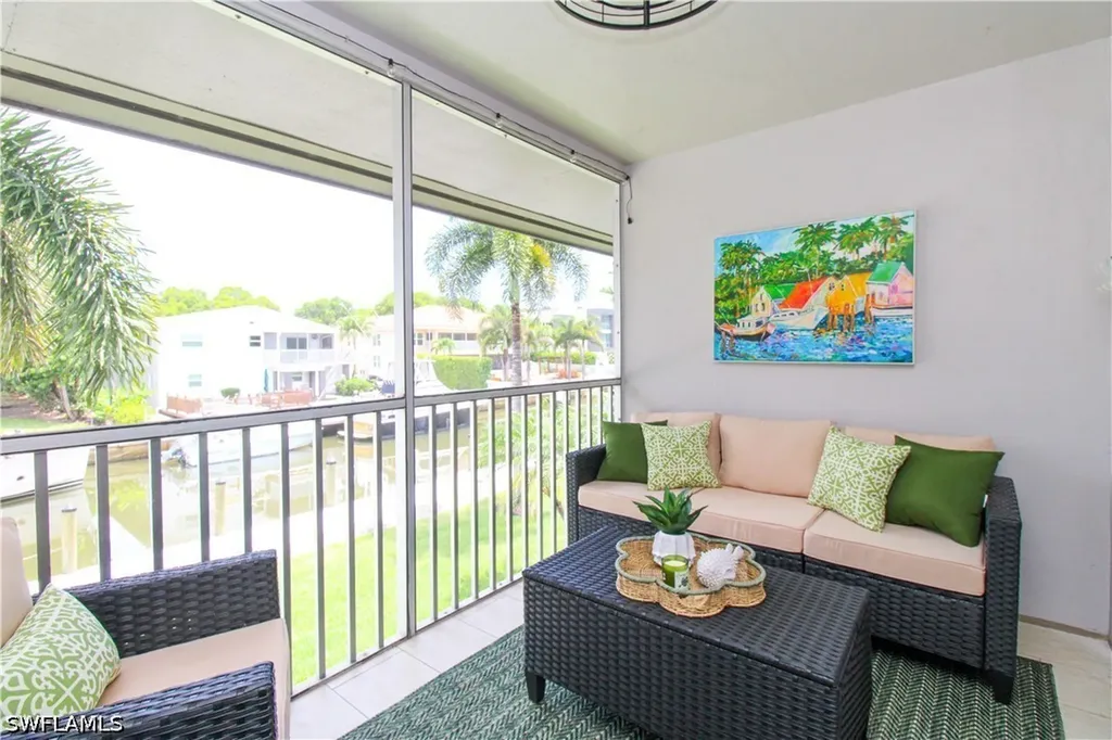 1686 Blue Point Avenue Naples FL 34102
