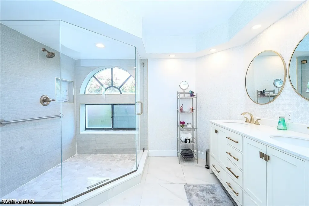 586 Beachwalk Circle Naples FL 34108