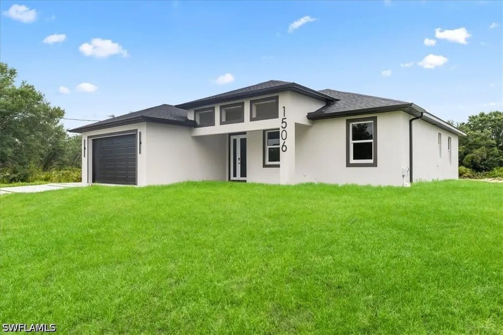 1506 Richmond Avenue N Lehigh Acres FL 33972