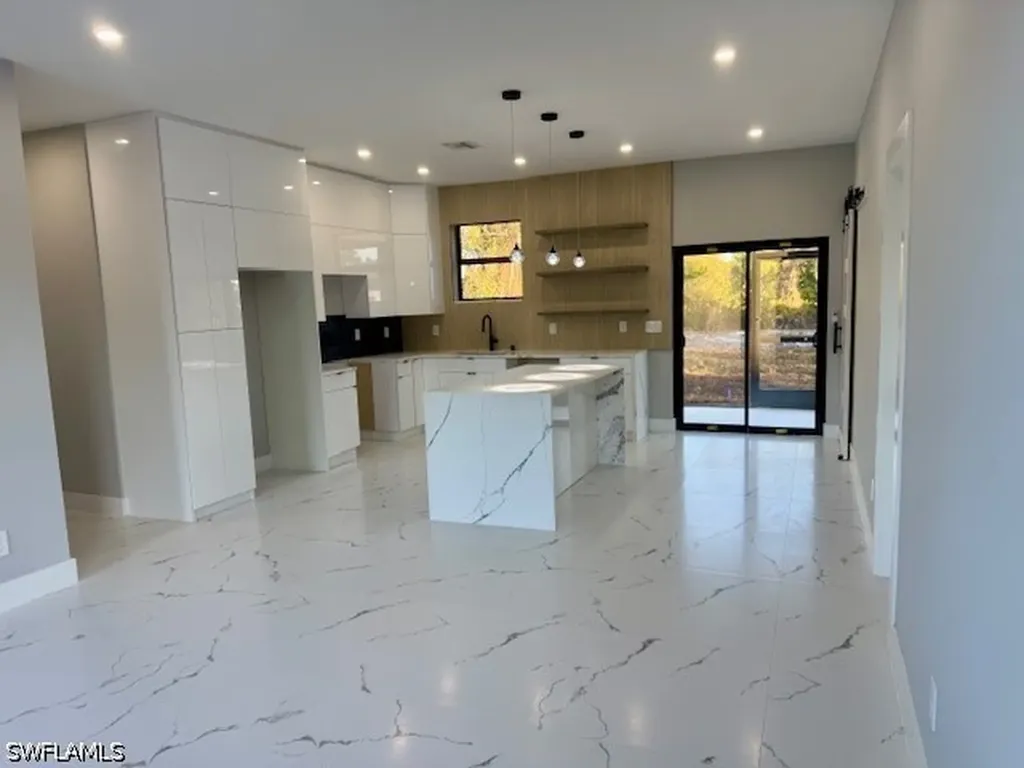 642 Sunflower Avenue S Lehigh Acres FL 33974