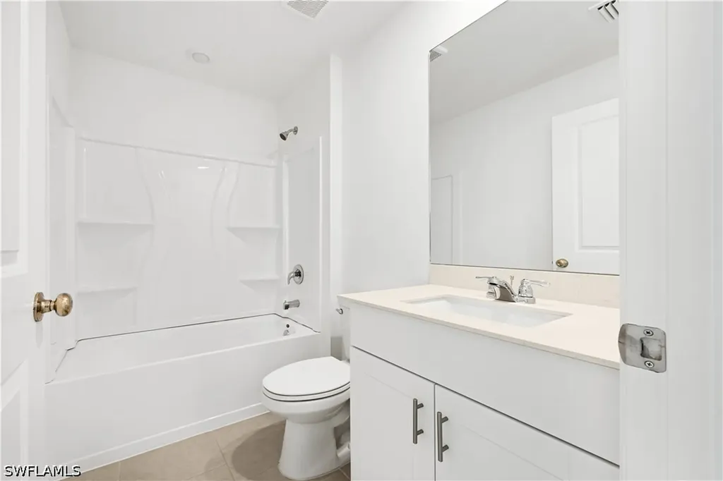17158 Pompeii Way North Fort Myers FL 33917