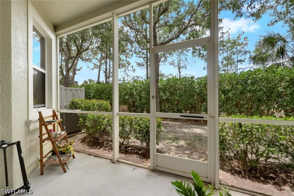 1335 Mariposa Circle Naples FL 34105