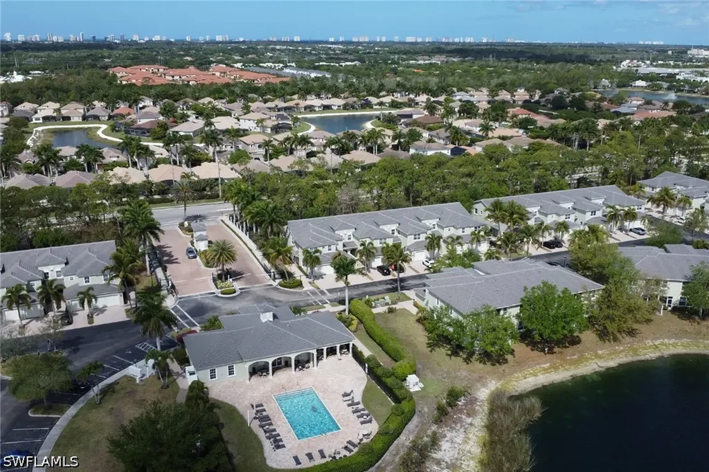 1335 Mariposa Circle Naples FL 34105