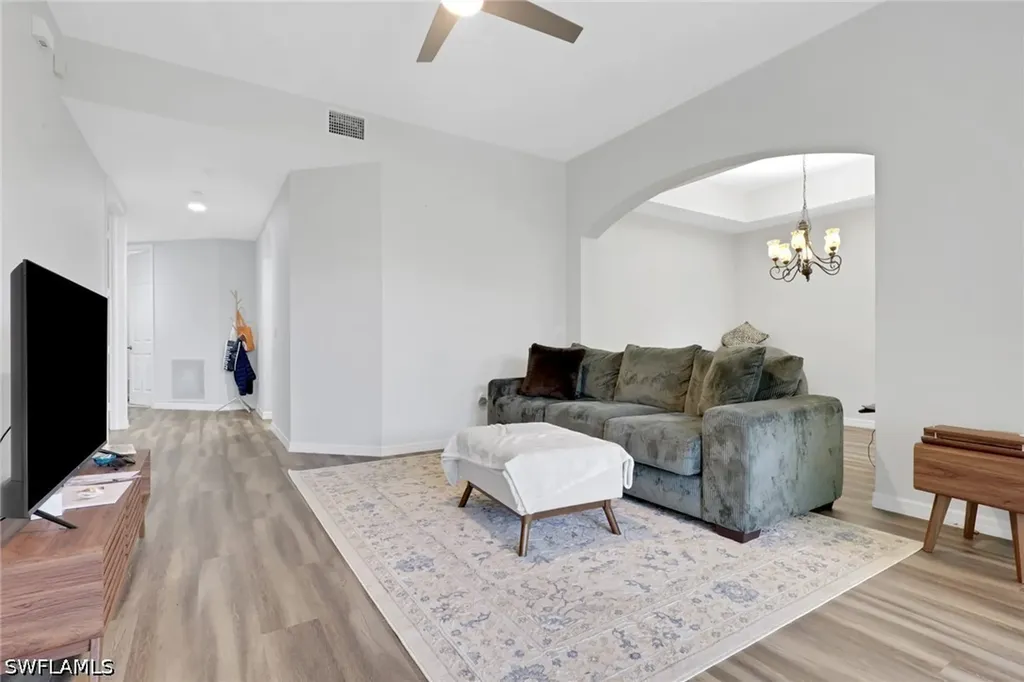 1335 Mariposa Circle Naples FL 34105