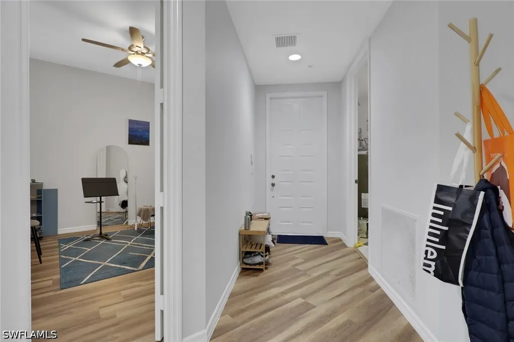 1335 Mariposa Circle Naples FL 34105
