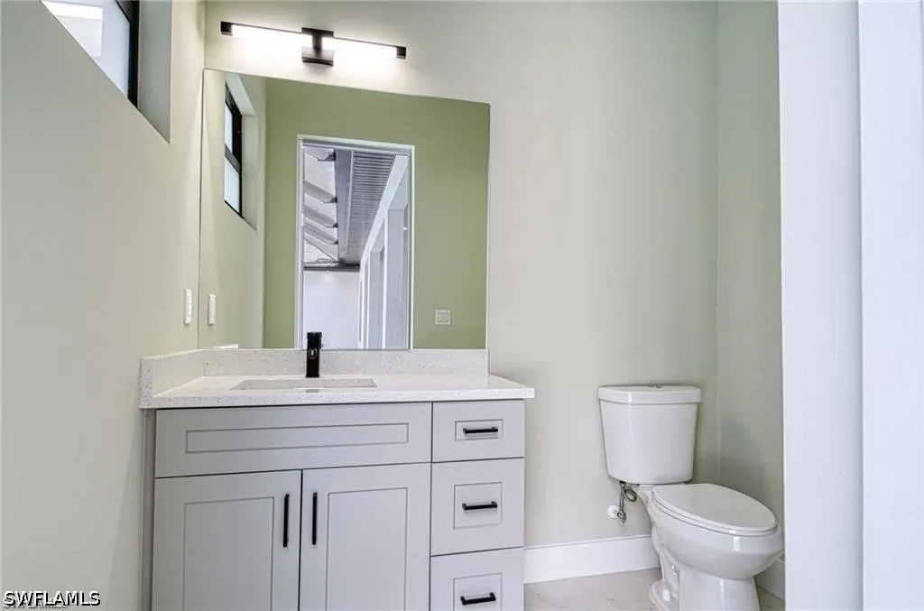 219 33rd Avenue NW Naples FL 34120