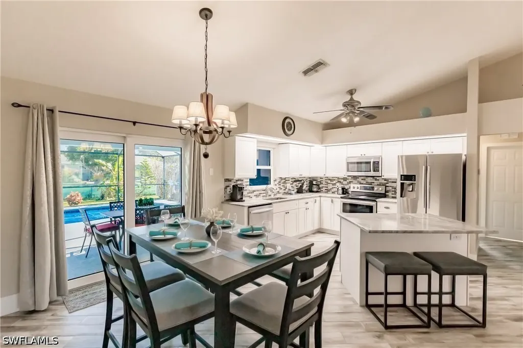 1019 SE 5th Place Cape Coral FL 33990