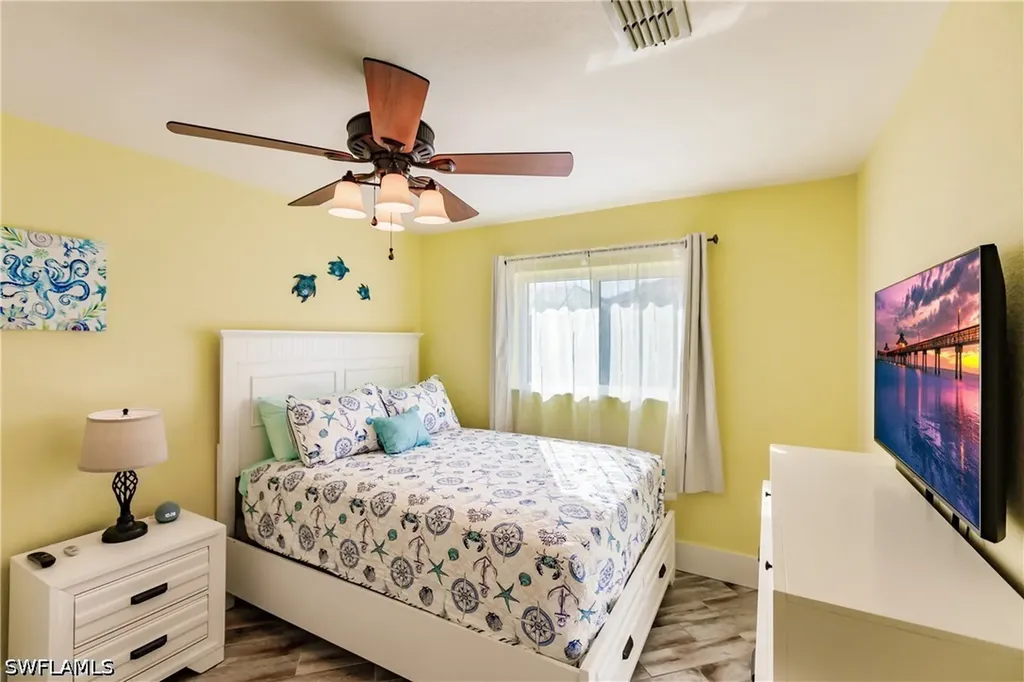 1019 SE 5th Place Cape Coral FL 33990