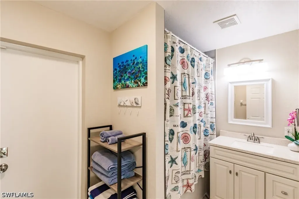 1019 SE 5th Place Cape Coral FL 33990