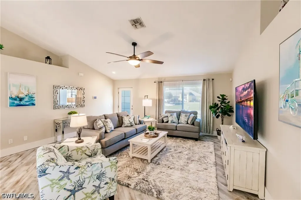 1019 SE 5th Place Cape Coral FL 33990