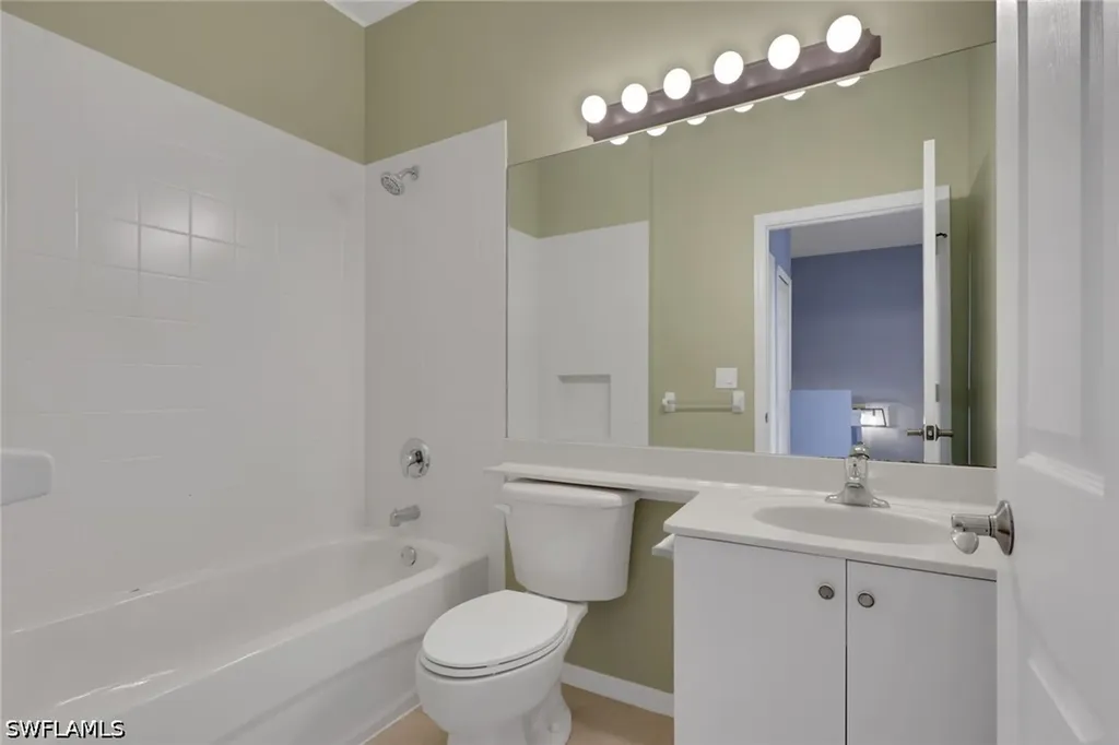 15454 Summit Place Circle Naples FL 34119