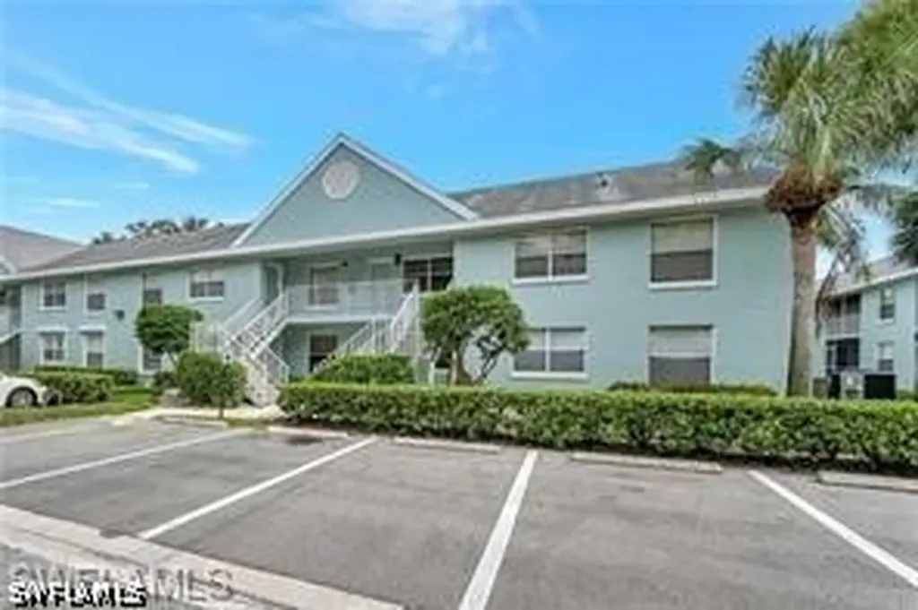 7804 Regal Heron Circle Naples FL 34104