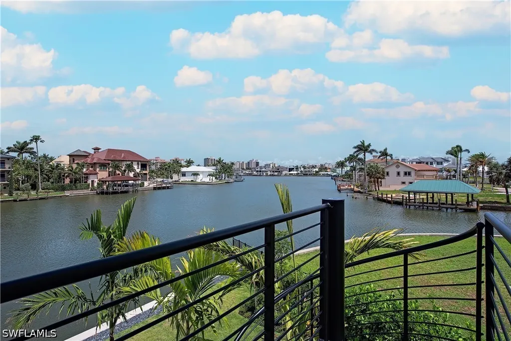 348 Seagull Avenue Naples FL 34108