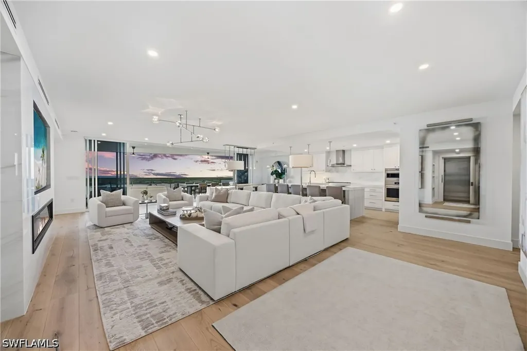 13945 Old Coast Road Naples FL 34110