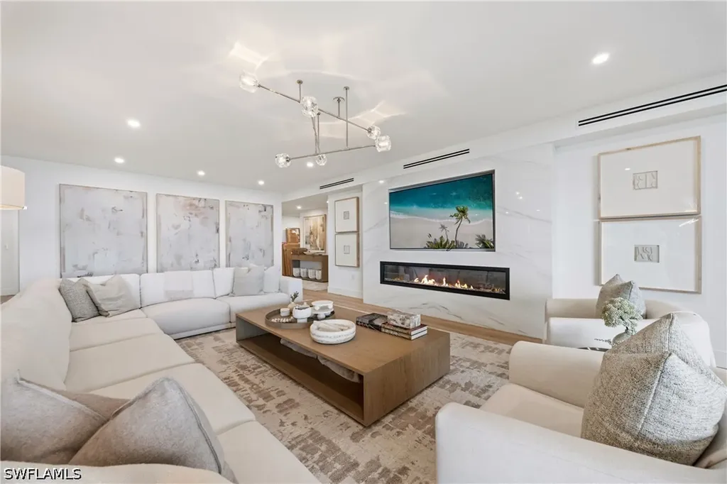 13945 Old Coast Road Naples FL 34110