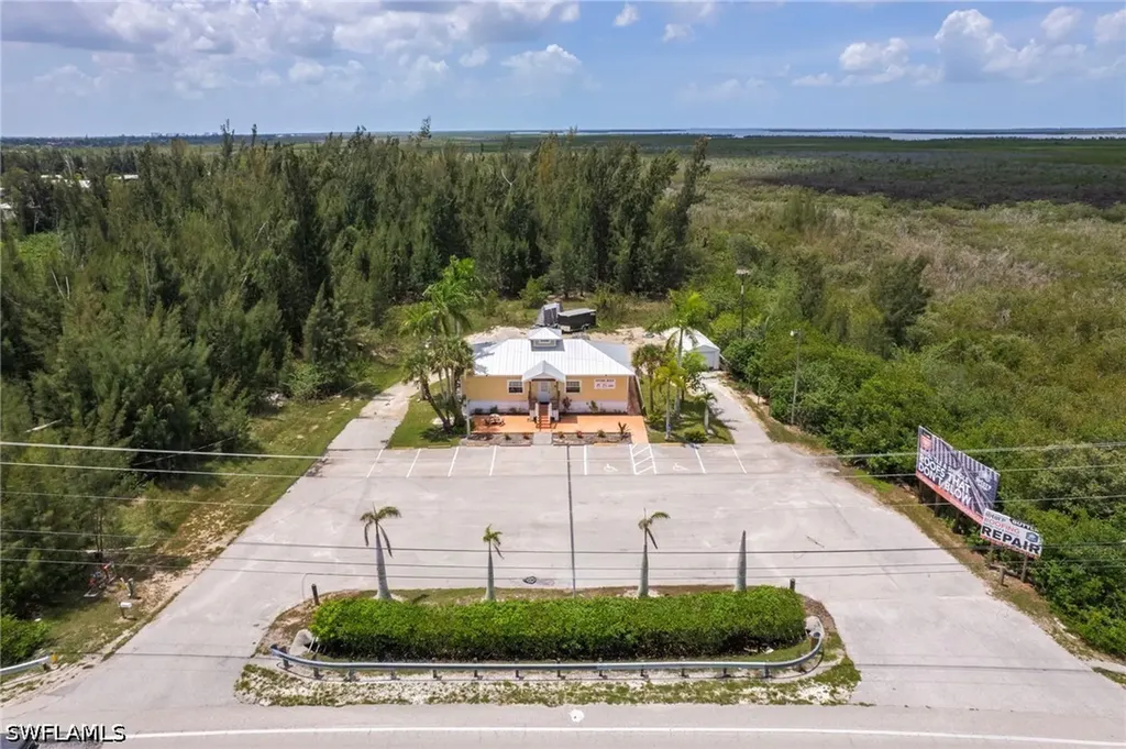 3640 SW Pine Island Road Cape Coral FL 33991