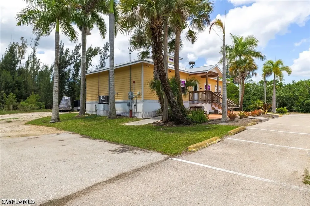 3640 SW Pine Island Road Cape Coral FL 33991