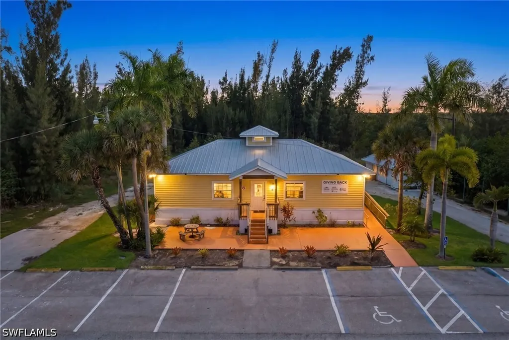 3640 SW Pine Island Road Cape Coral FL 33991