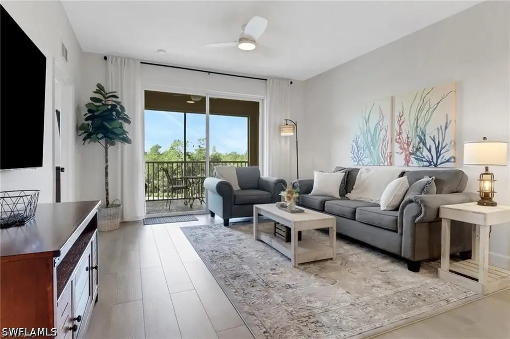 3830 Sawgrass Way Naples FL 34112