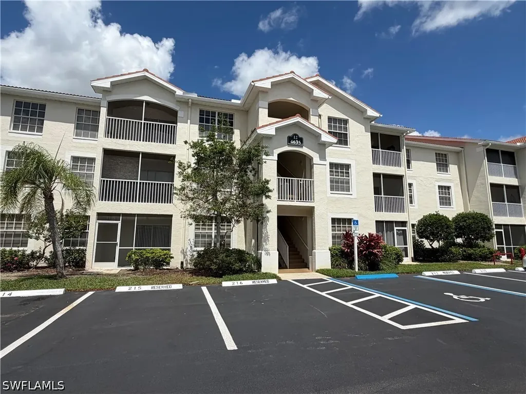4680 Saint Croix Lane Naples FL 34109