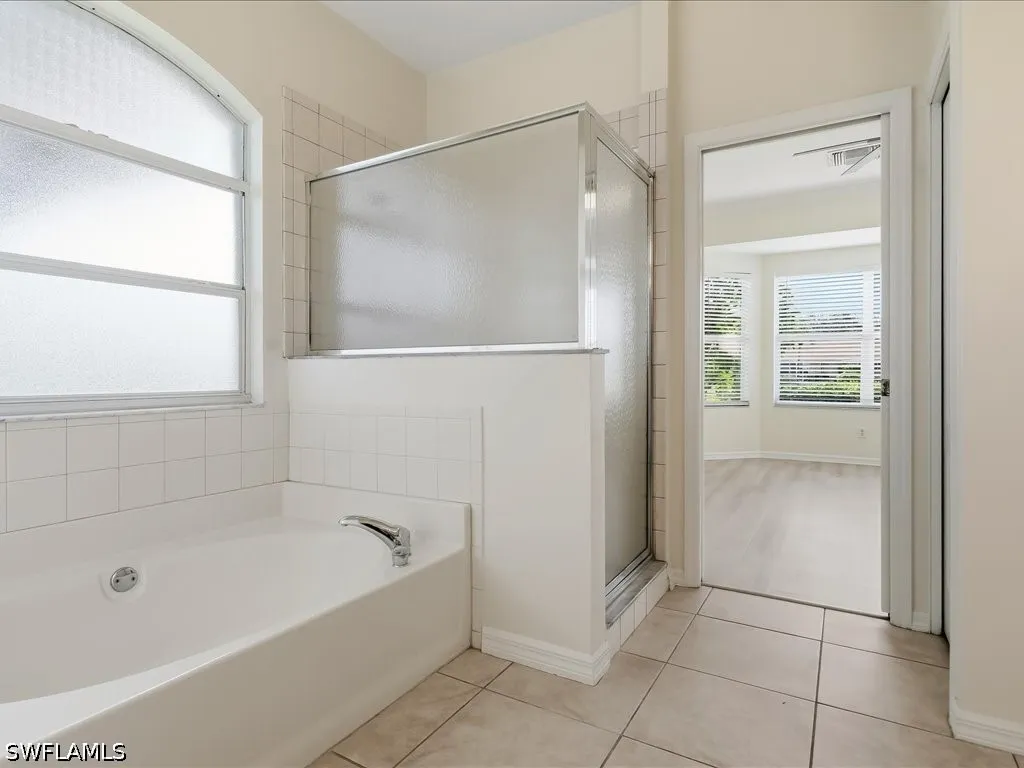 1817 Avian Court Naples FL 34119