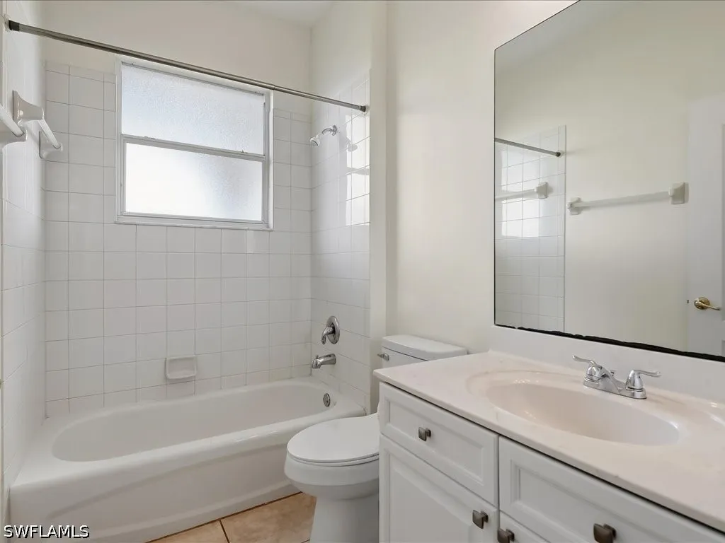 1817 Avian Court Naples FL 34119