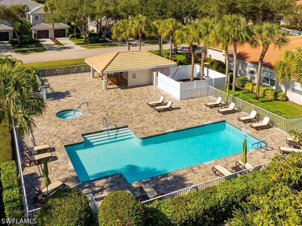 1817 Avian Court Naples FL 34119