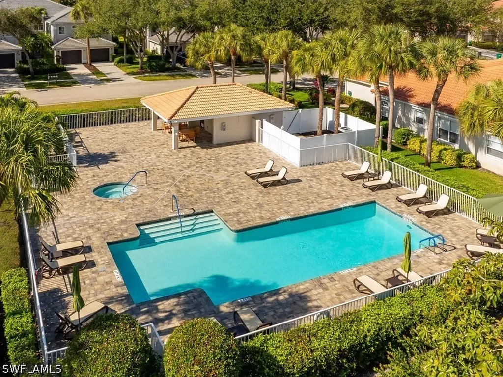 1817 Avian Court Naples FL 34119