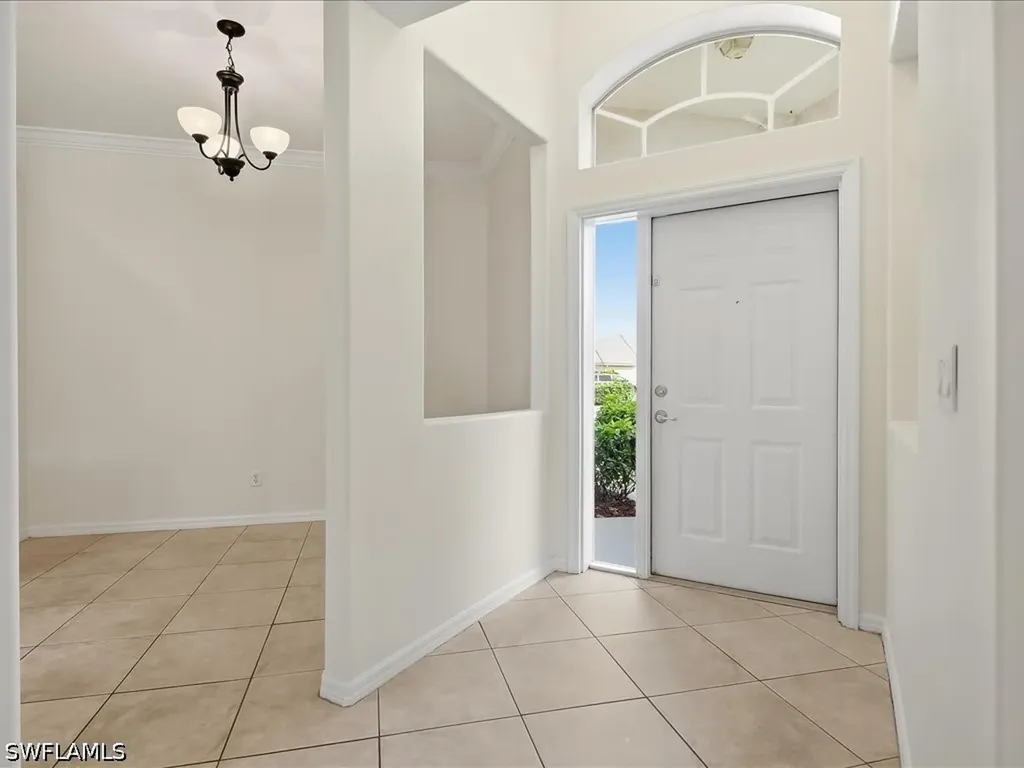 1817 Avian Court Naples FL 34119
