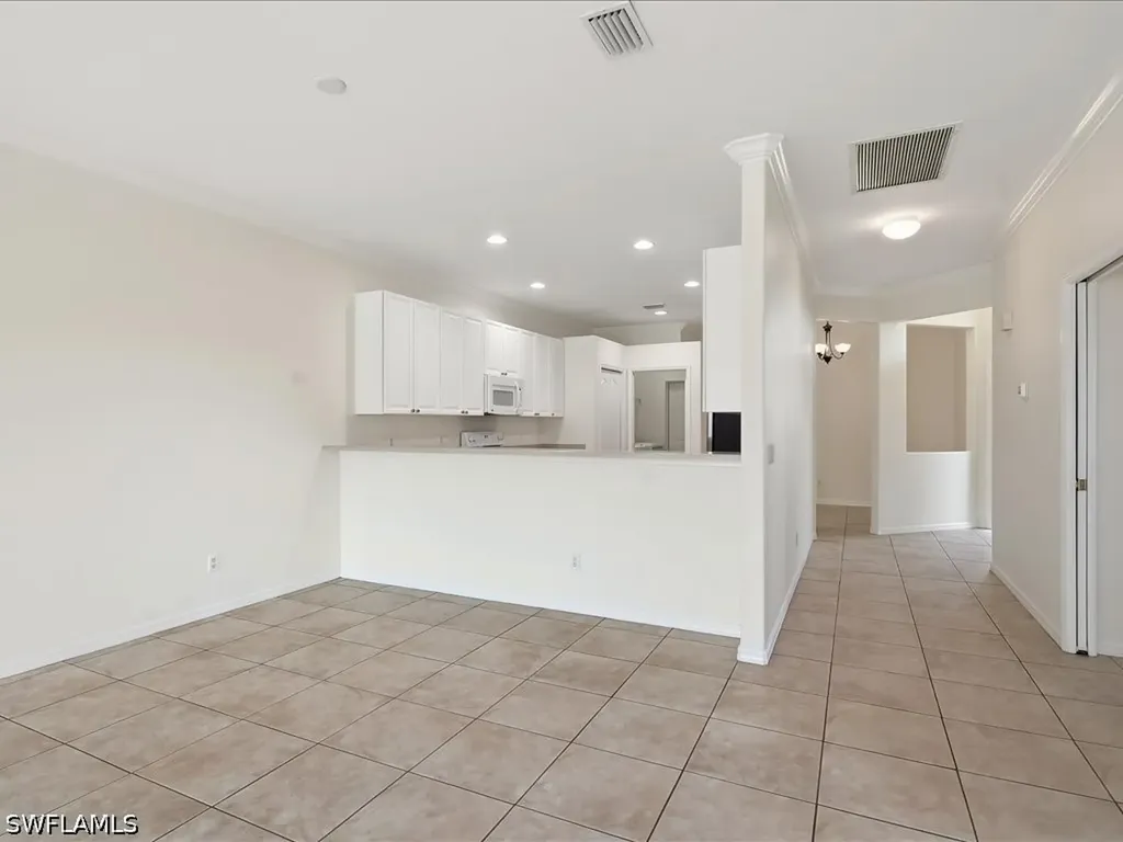 1817 Avian Court Naples FL 34119