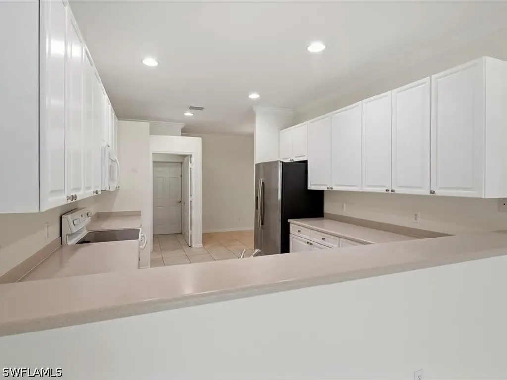 1817 Avian Court Naples FL 34119