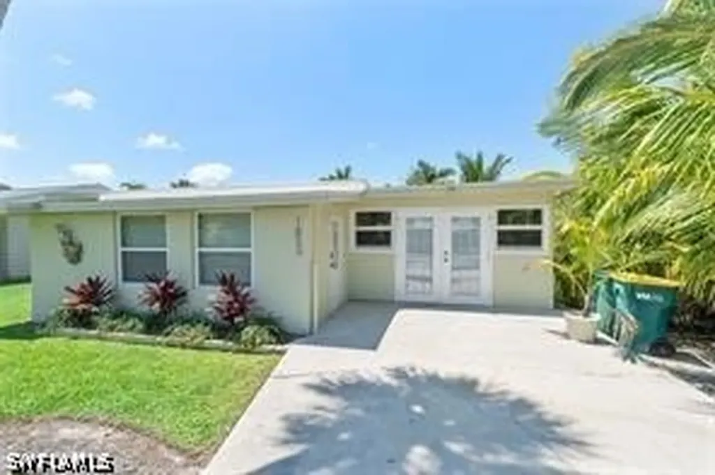 Naples FL, 1854 Danford Street
