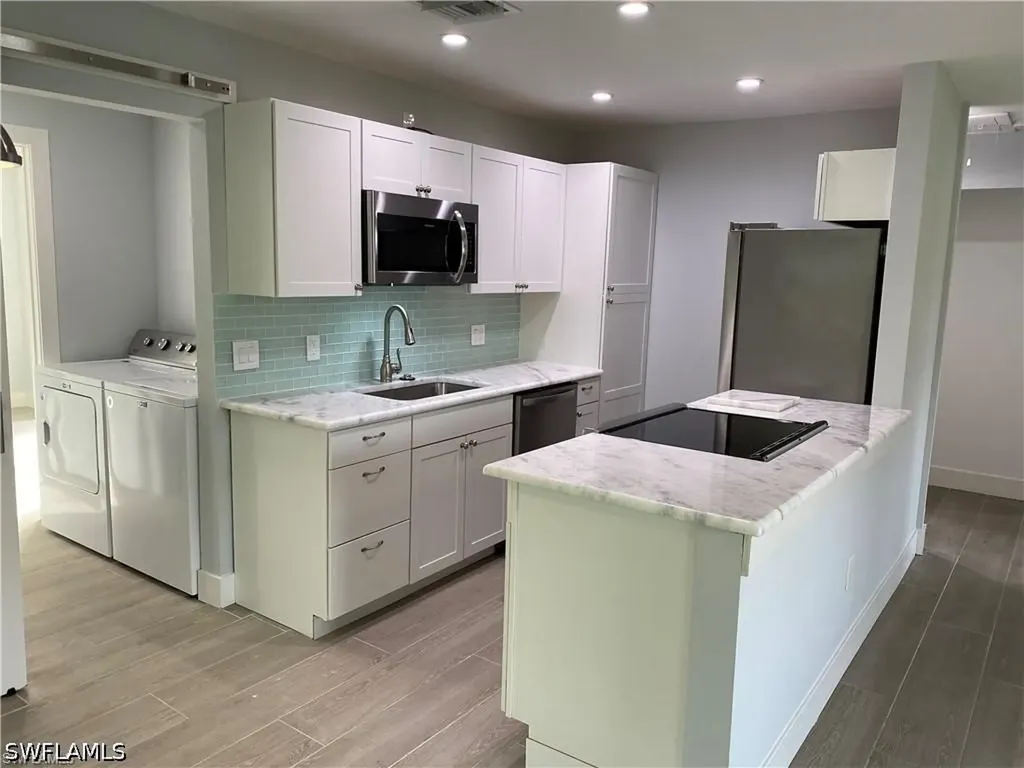 536 101st Avenue N Naples FL 34108