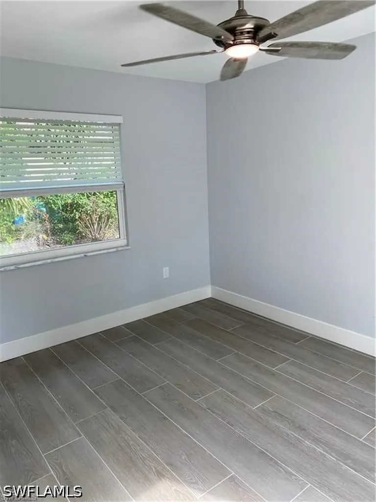 536 101st Avenue N Naples FL 34108