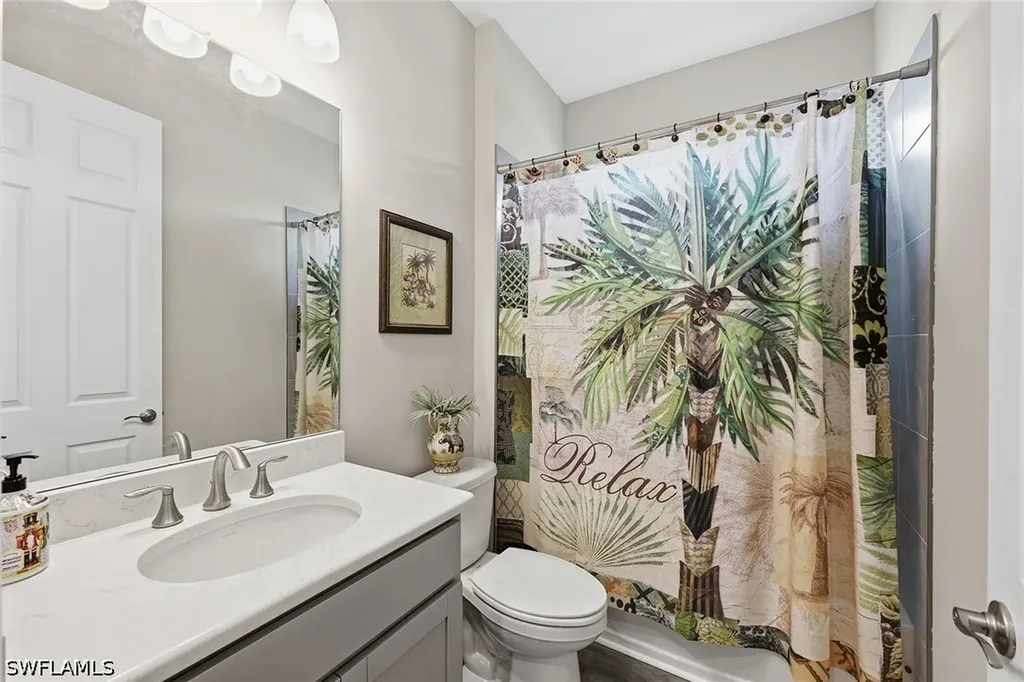 18699 Ensenada Drive Naples FL 34114