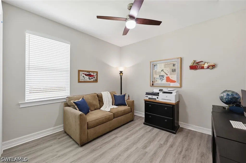 18699 Ensenada Drive Naples FL 34114