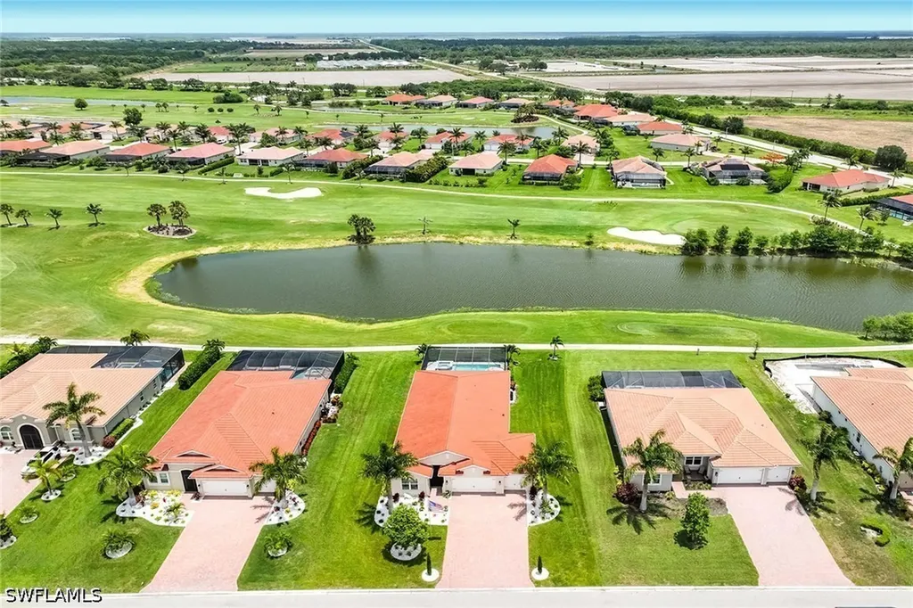 18699 Ensenada Drive Naples FL 34114